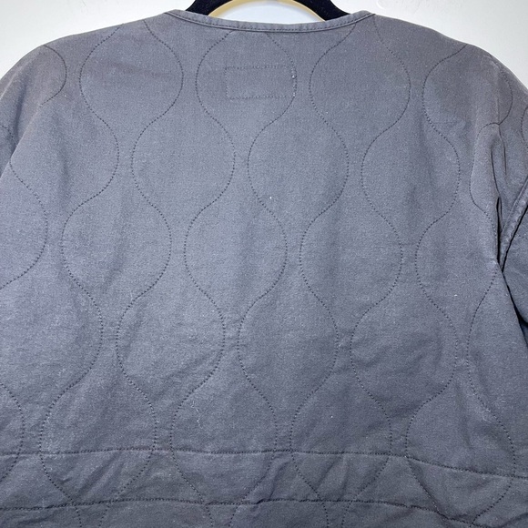 Universal Threads Women’s Cotton Twill Quilted Bomber style Jacket in size XS - Picture 12 of 12